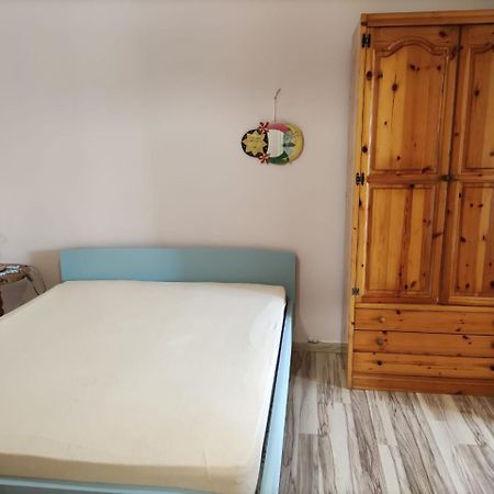 Sissy Apartment Vrachati Ngoại thất bức ảnh