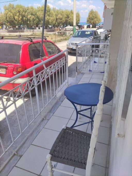 Sissy Apartment Vrachati Ngoại thất bức ảnh
